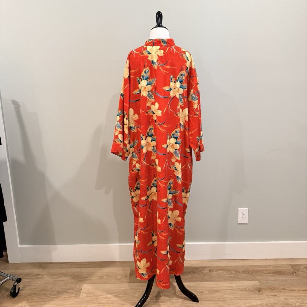 Vintage 1970s Mrs. Roper Red Floral Caftan Muumuu Dress Zip Front Plus Size 1X - Picture 4 of 13